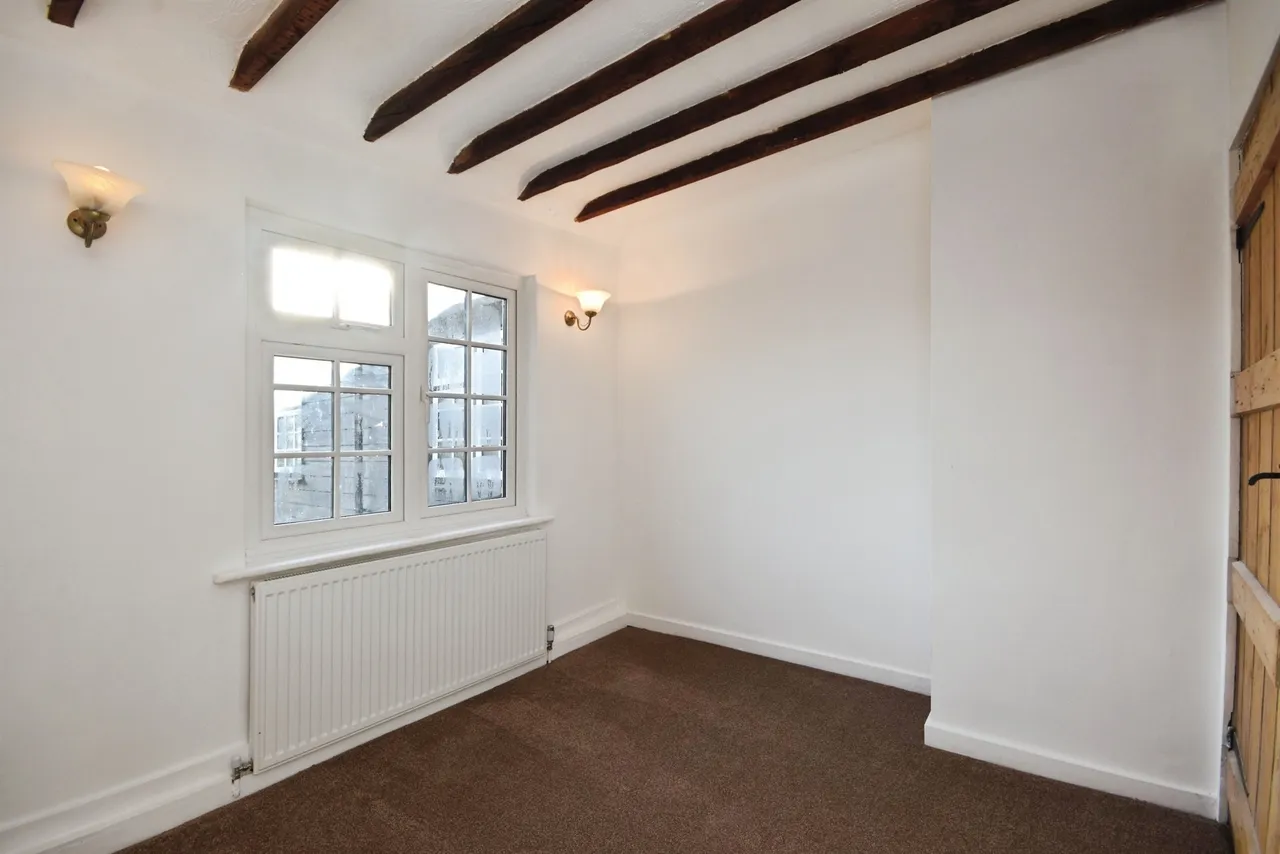 Coggeshall Road, Feering, CO5, photo 18
