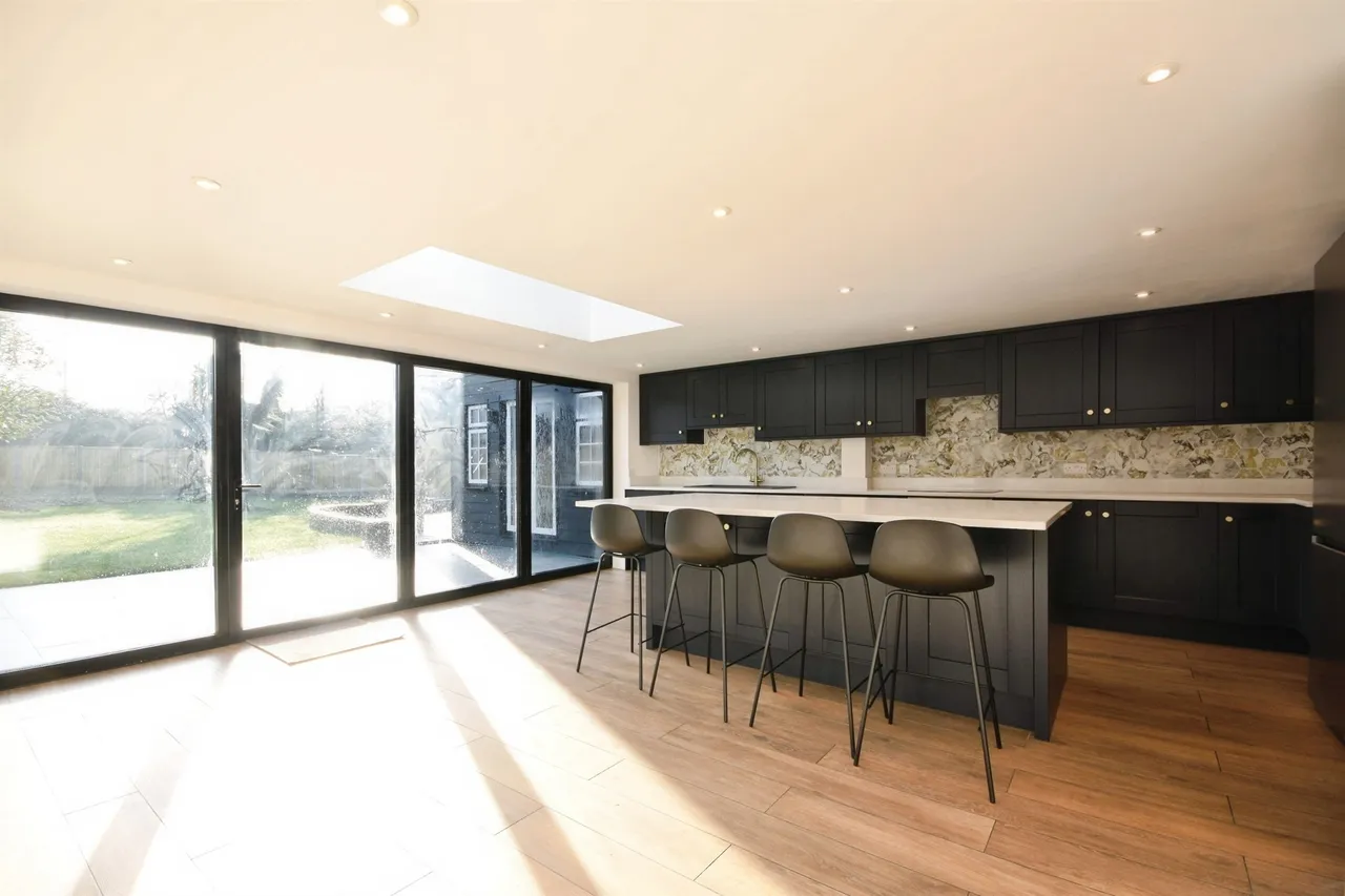 Coggeshall Road, Feering, CO5, photo 8