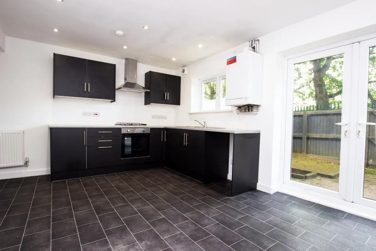 Devon Street, Farnworth, BL4, photo 7