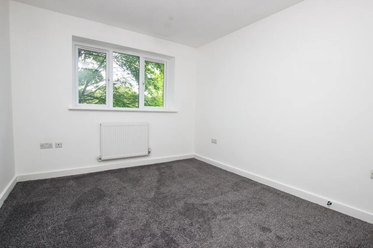Devon Street, Farnworth, BL4, photo 3