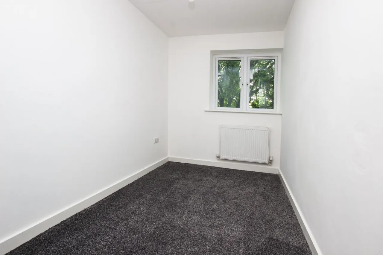 Devon Street, Farnworth, BL4, photo 4