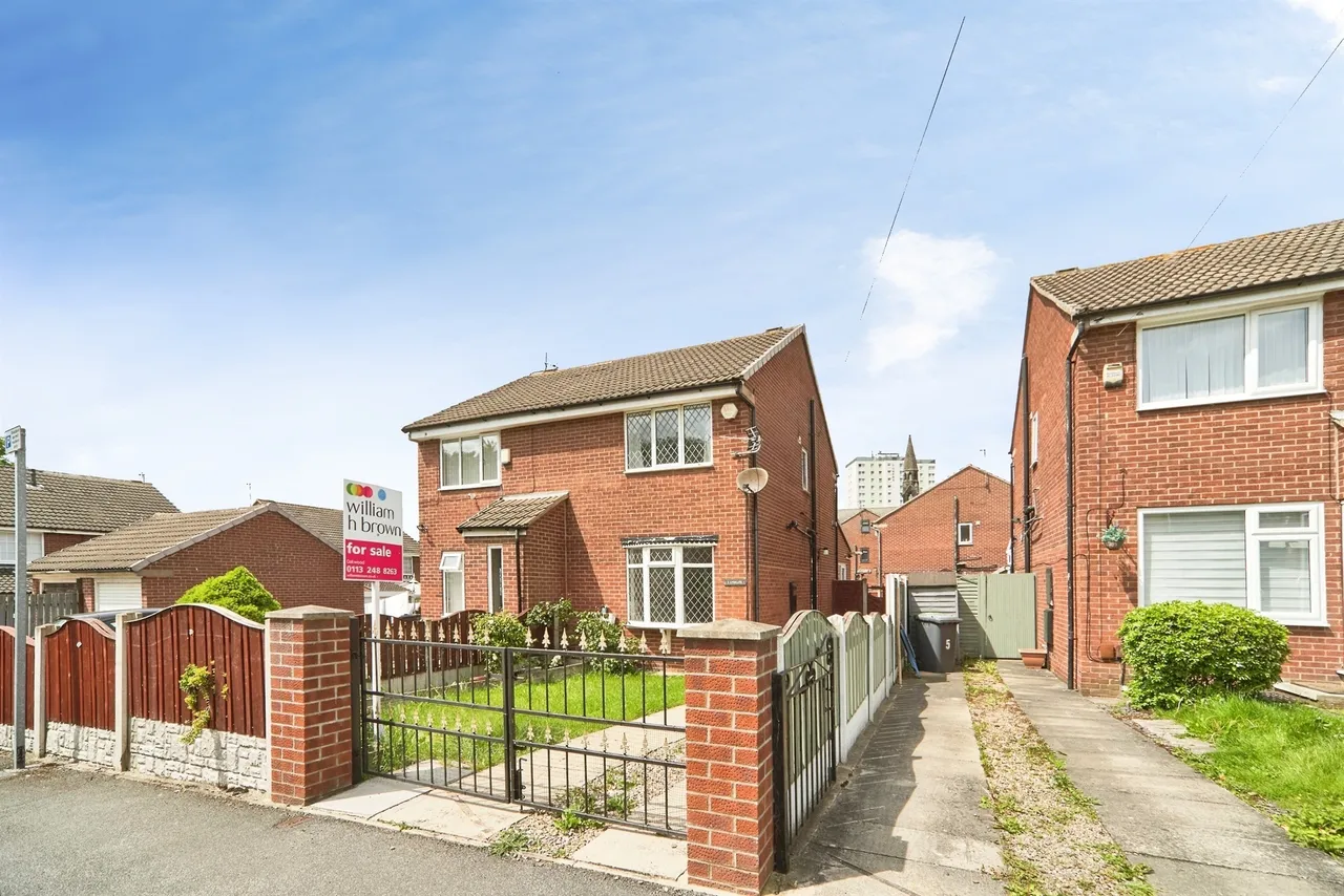 2 bed house for sale — Lydgate, LEEDS