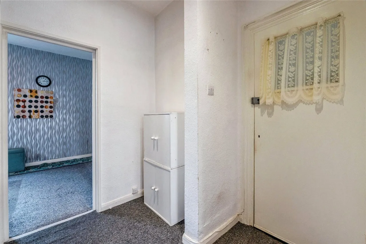 Meteor Road, Westcliff-On-Sea, Essex, SS0, photo 2