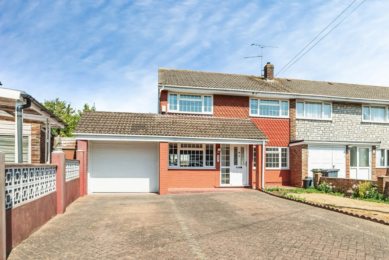 Hillary Road, Basingstoke, RG21, photo 2
