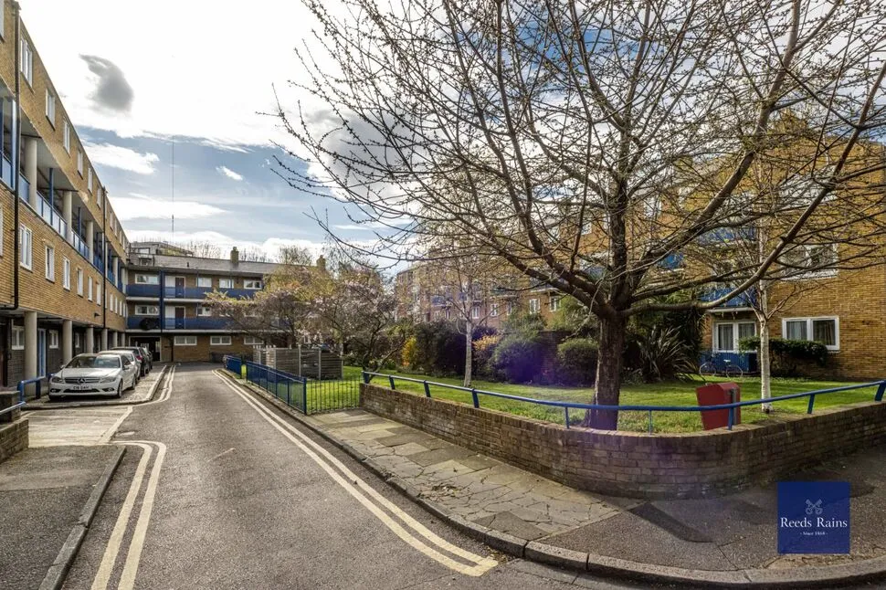 Burbage Close, London, SE1, photo 14