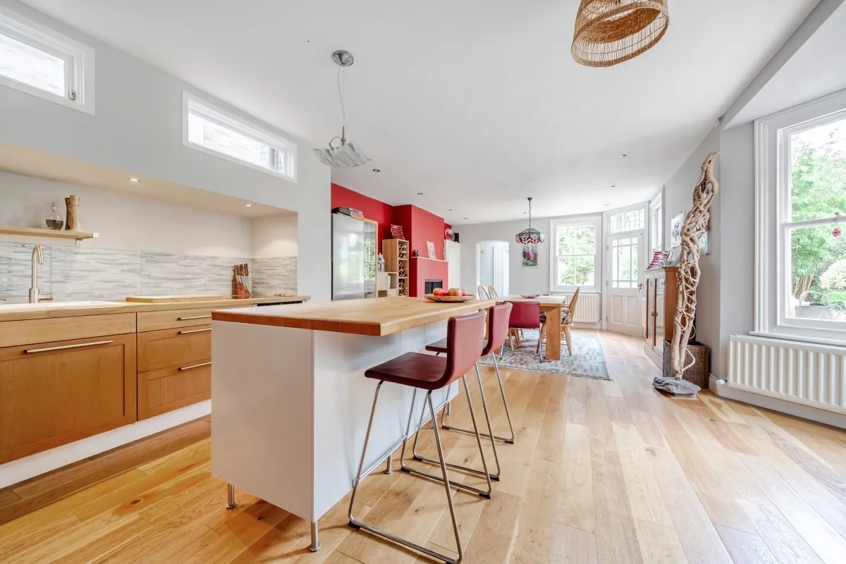 3 bed house to rent — Eastern Road London N2