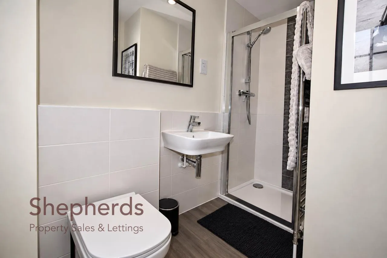 Hastings Avenue, Goffs Oak, EN7, photo 8