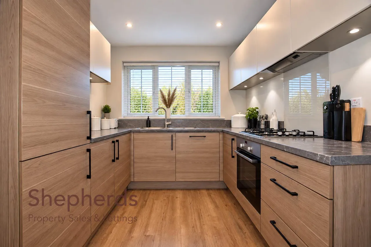 Hastings Avenue, Goffs Oak, EN7, photo 5