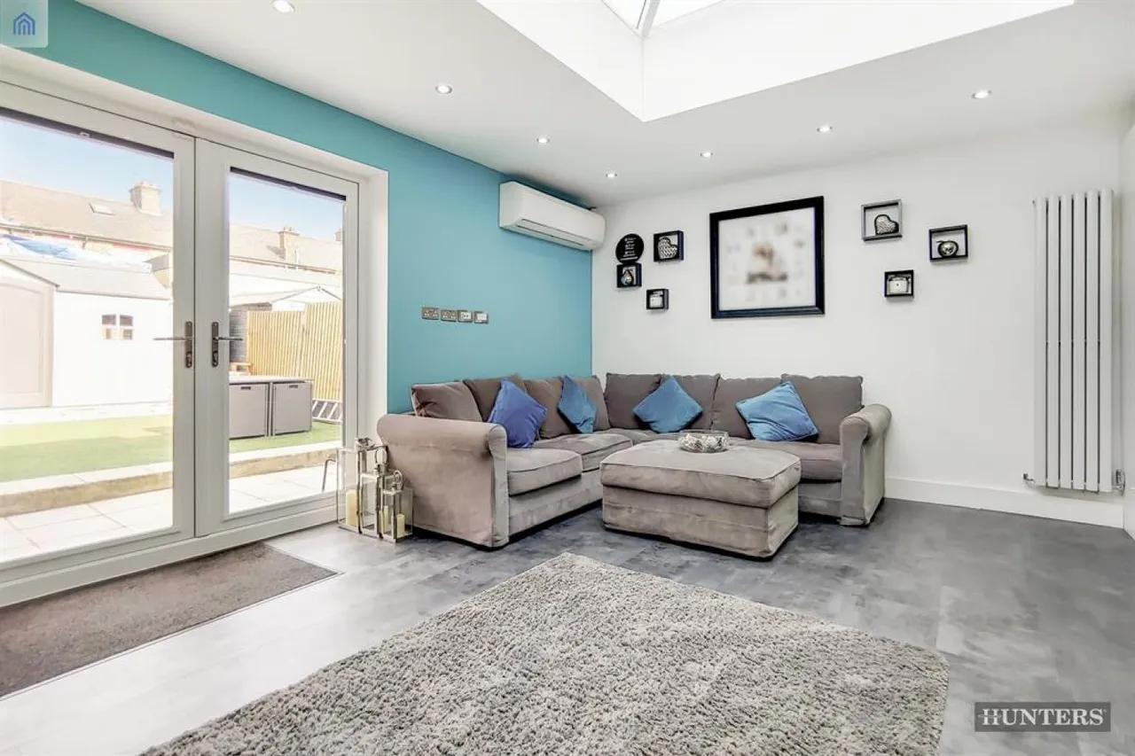 Netherfield Gardens, Barking, IG11, photo 5
