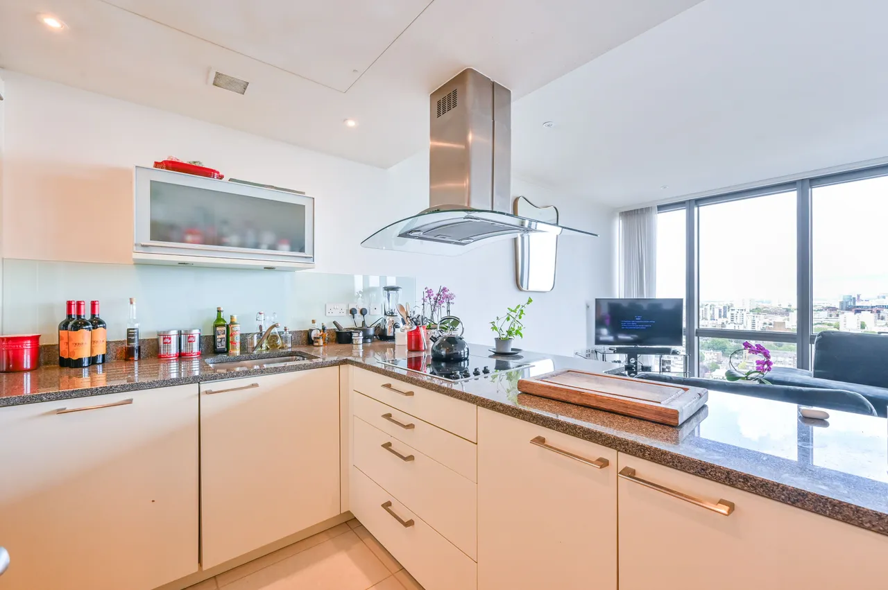 1708 West India Quay, 26 Hertsmere Road, London, photo 9