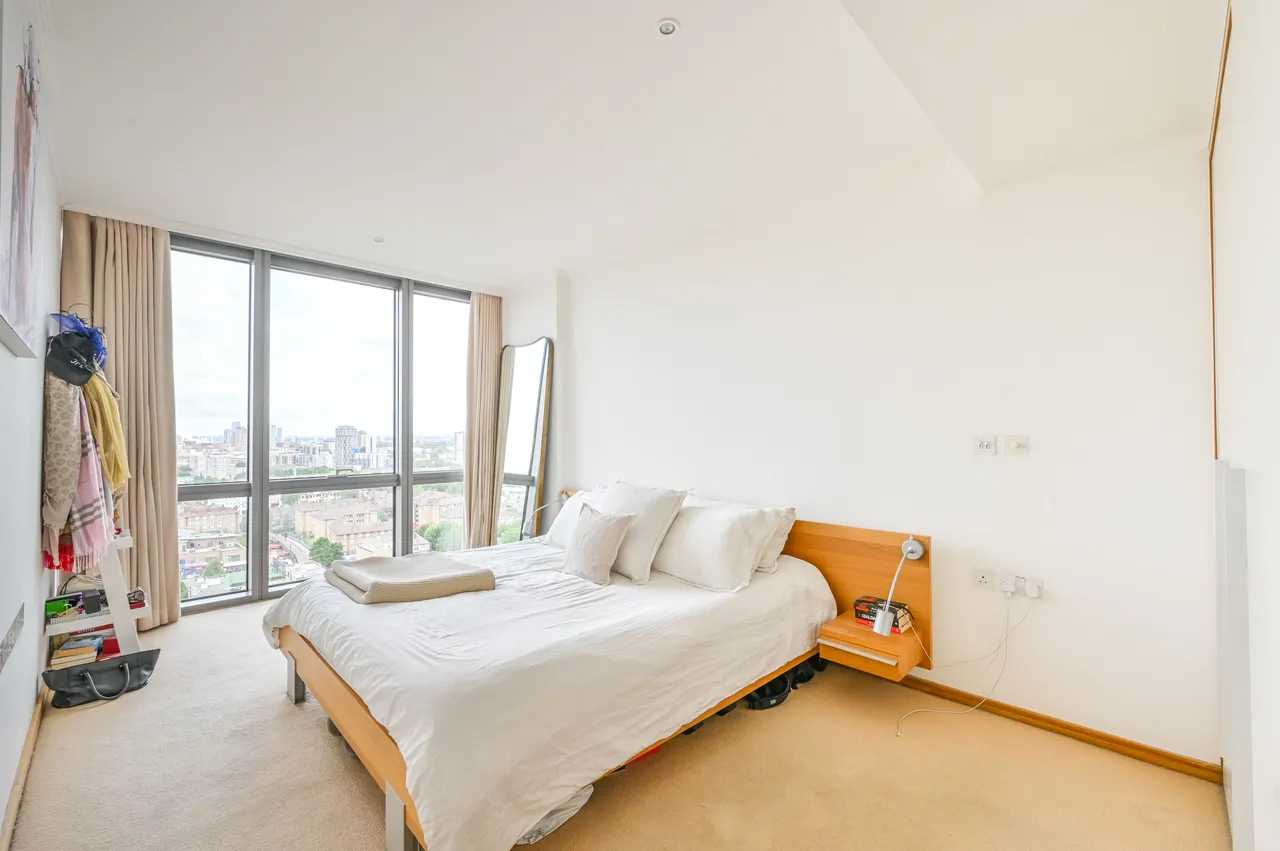 1708 West India Quay, 26 Hertsmere Road, London, photo 8