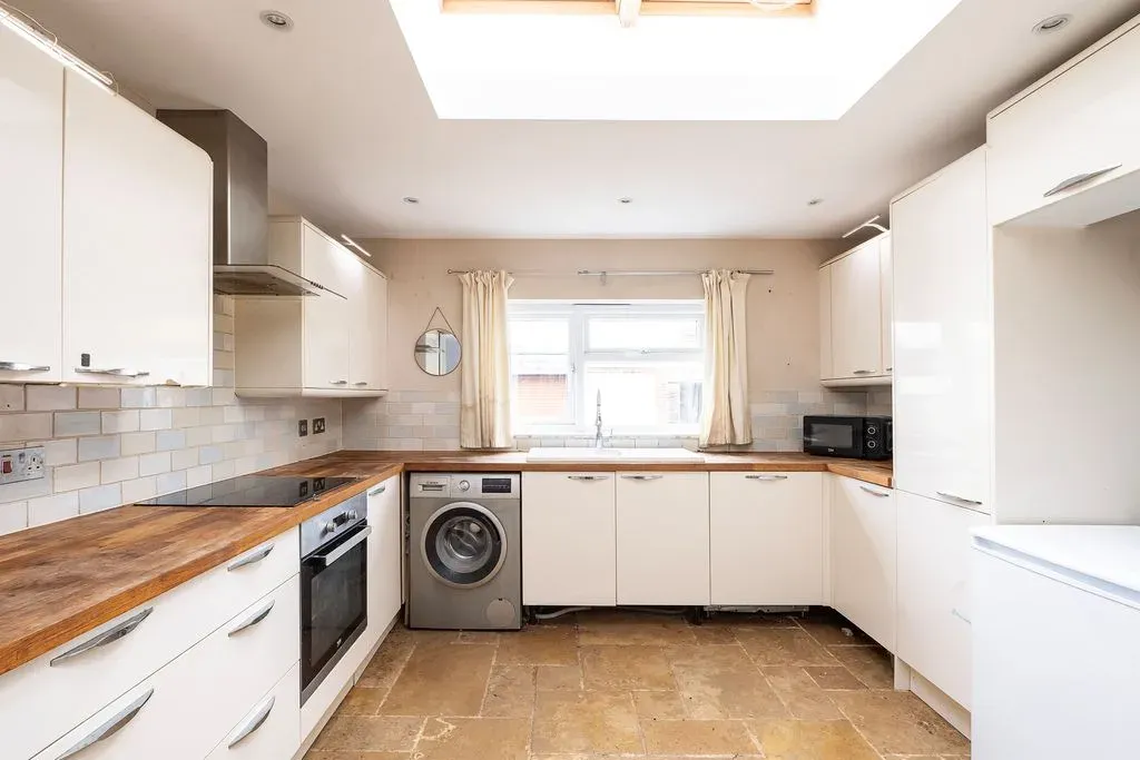 Weston Road, Aston Clinton, Aylesbury, Buckinghamshire, HP22 5EG, photo 6