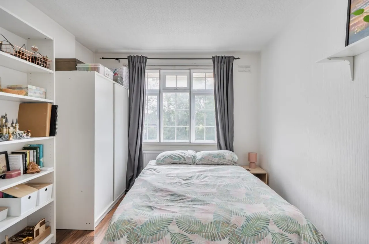 London Road, Cheam, SM3, photo 6