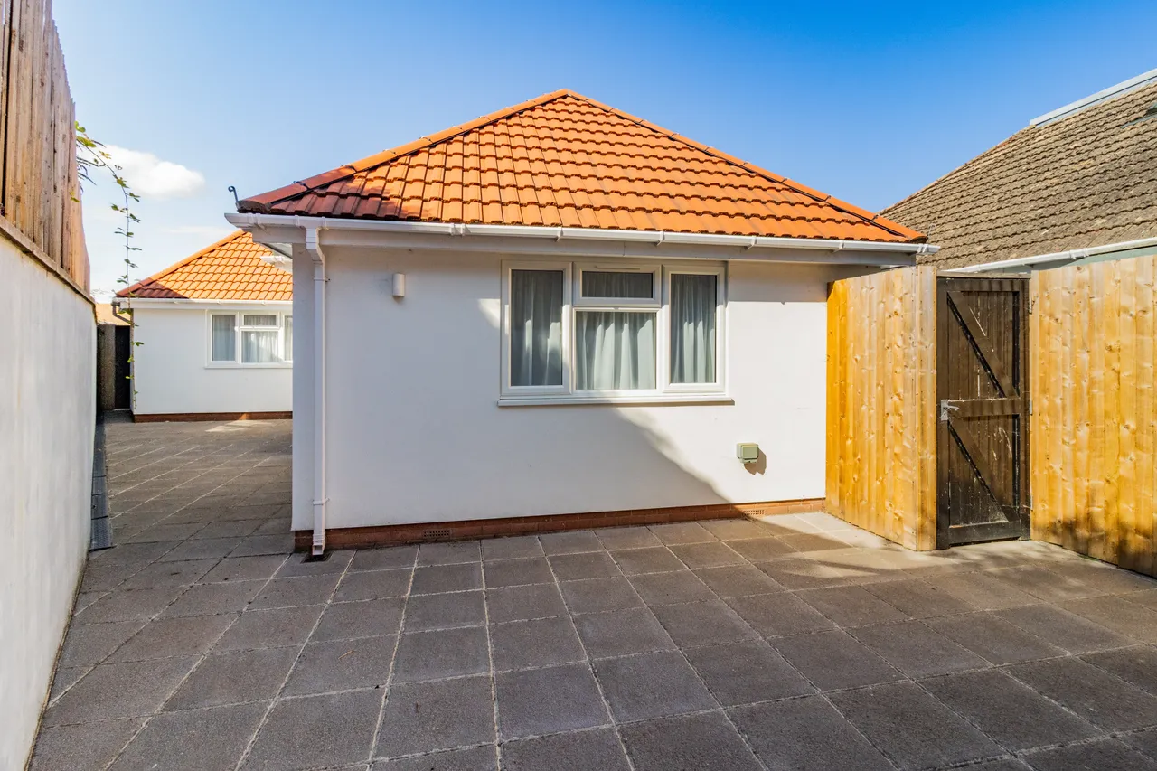 Goodrington Road, Paignton, TQ4, photo 21