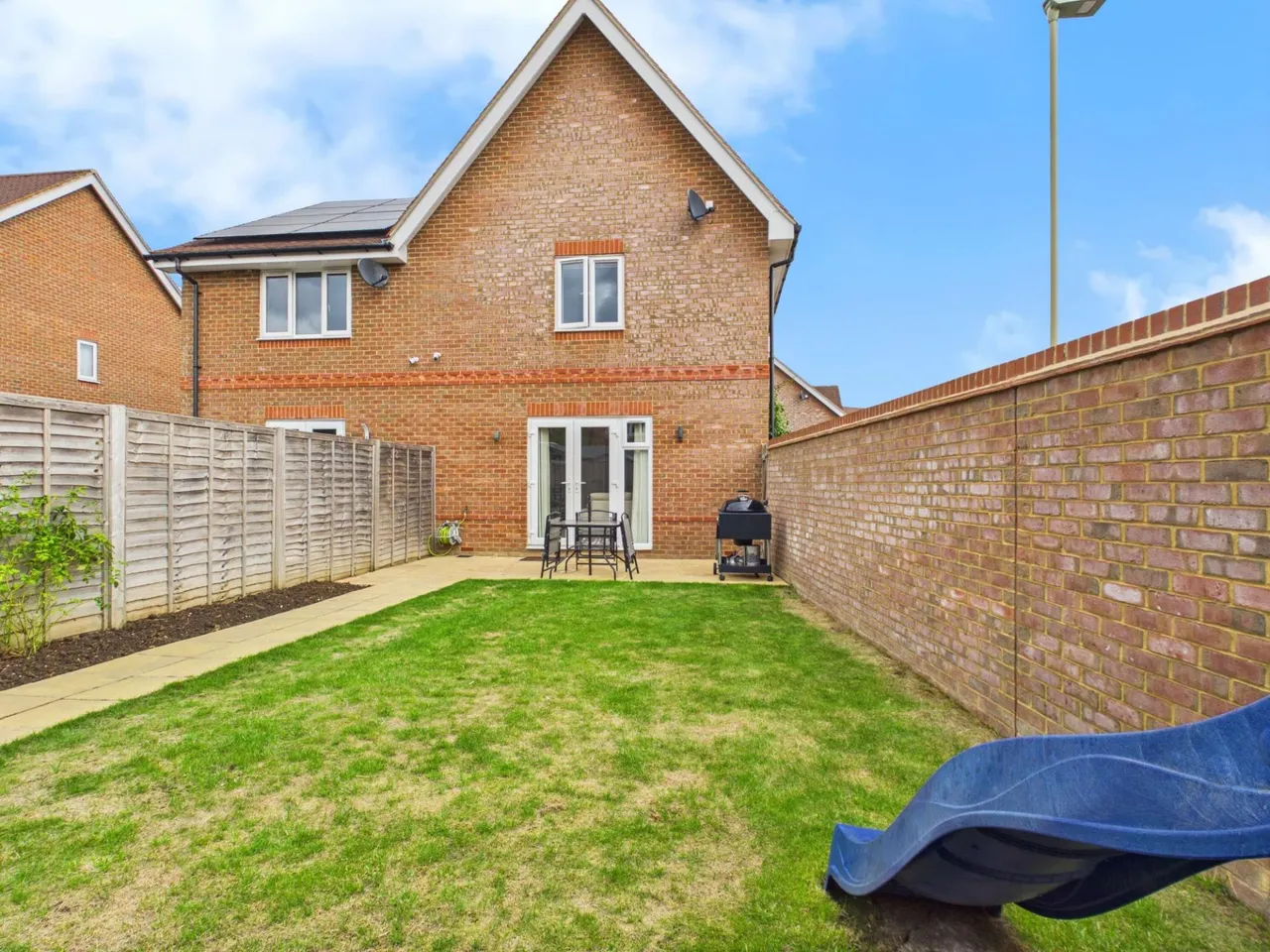 Meadowland Close, Bramley, RG26, photo 12