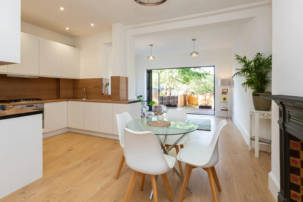 Lyndhurst Road, London, N22, photo 7