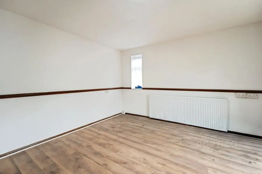 Briscoe Close, London, E11, photo 4