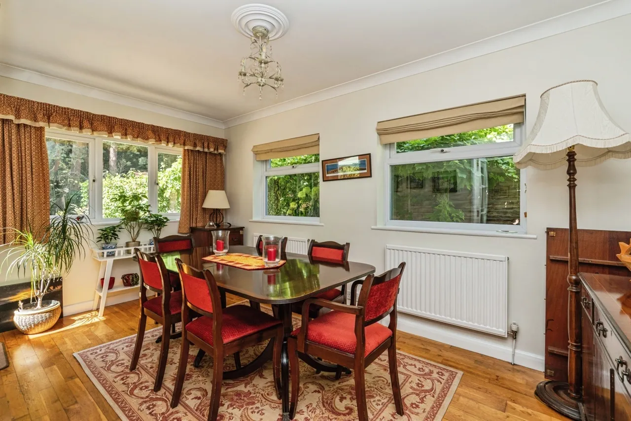 Hayes Barton, Pyrford, GU22, photo 3