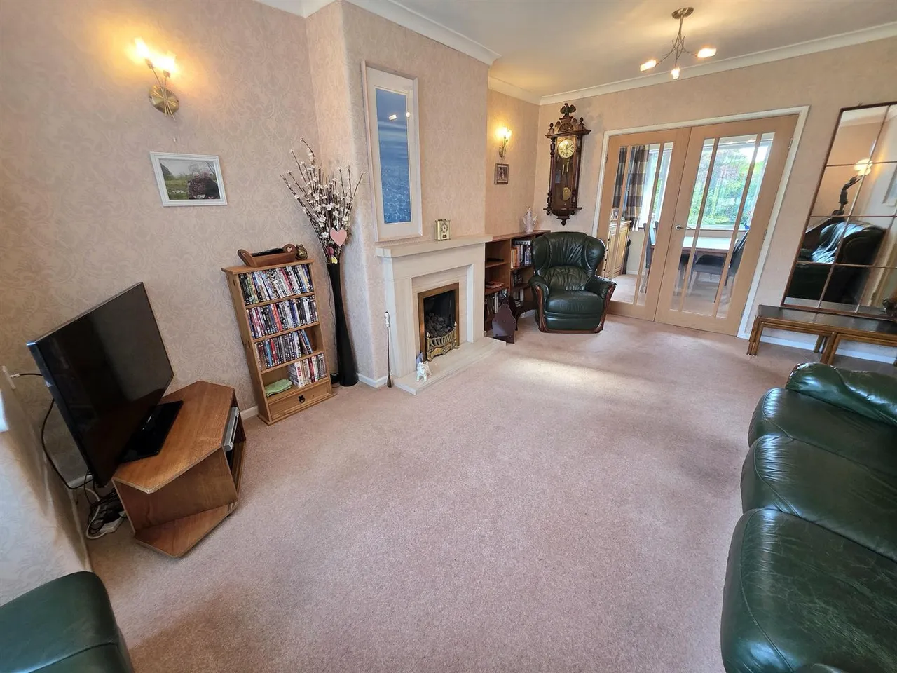 Hilary Avenue, Heald Green, photo 4