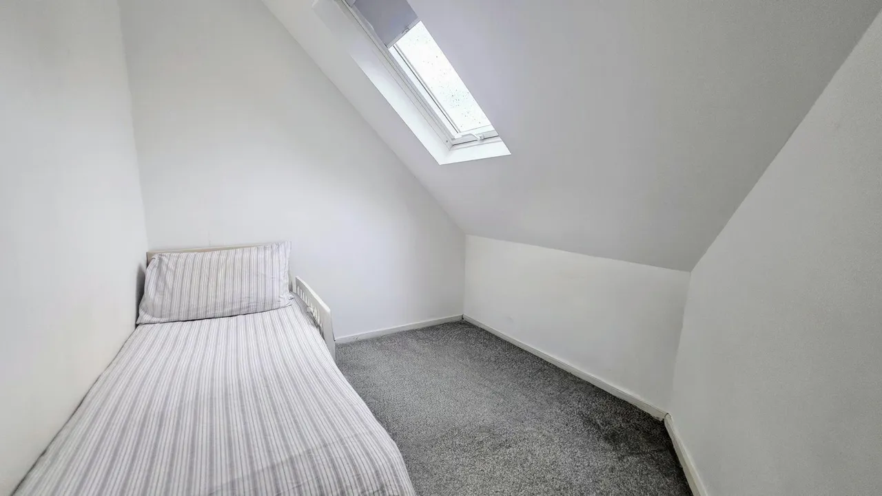 Broad Street, Dagenham, RM10, photo 20
