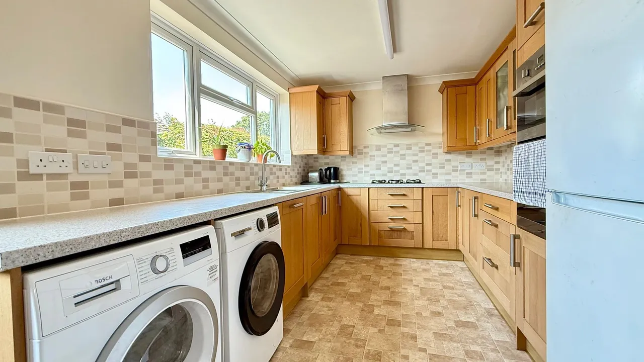 Sway, Lymington, SO41, photo 4