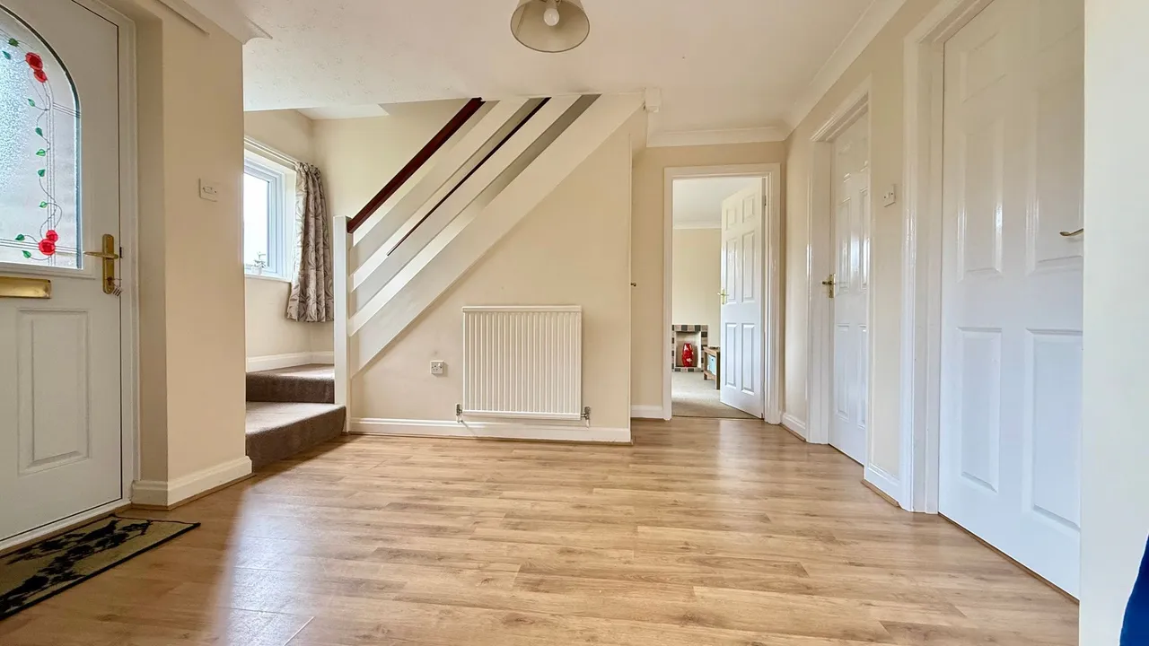 Sway, Lymington, SO41, photo 3