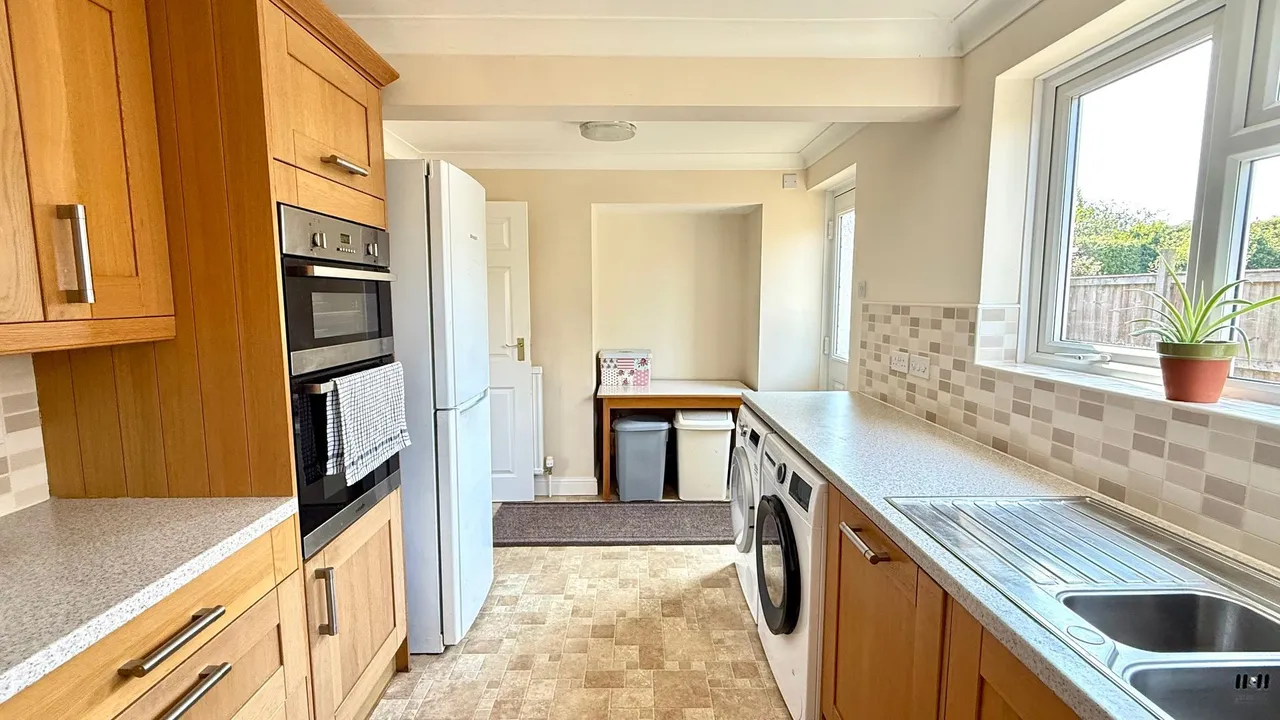 Sway, Lymington, SO41, photo 5