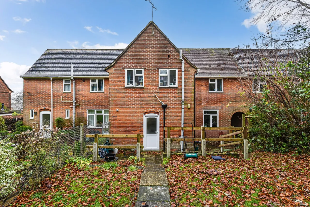 4 bed house for sale — Cromwell Road, Winchester