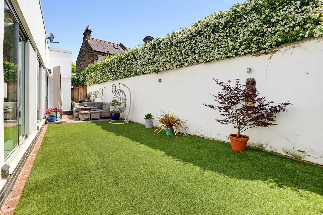 Manuka Close, Hanwell, W7, photo 14
