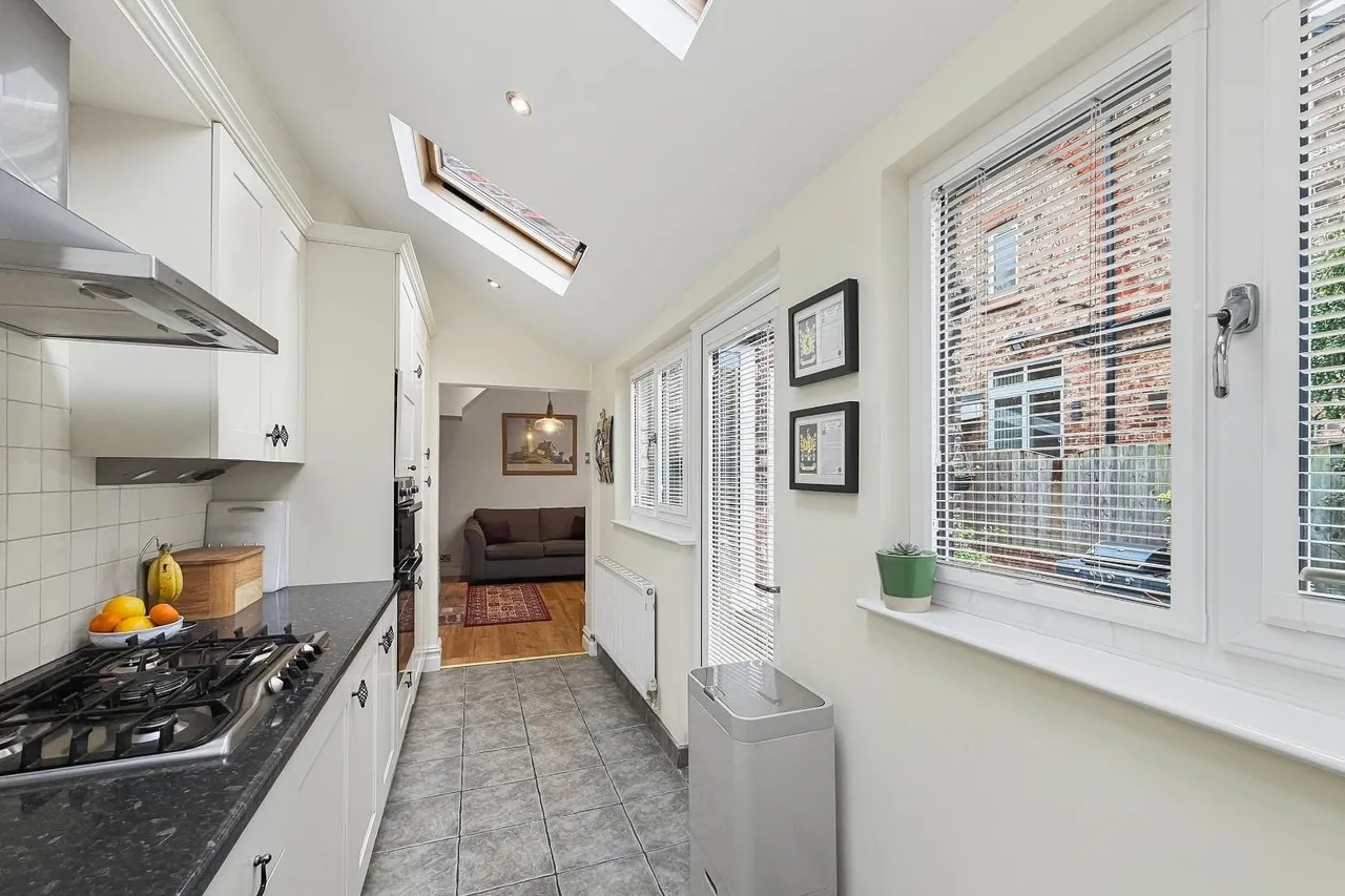 Delahays Road, Hale, WA15, photo 14