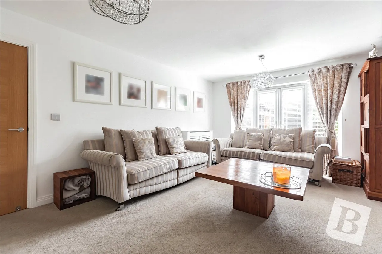 Whitefield Way, Kelvedon Hatch, CM15, photo 9