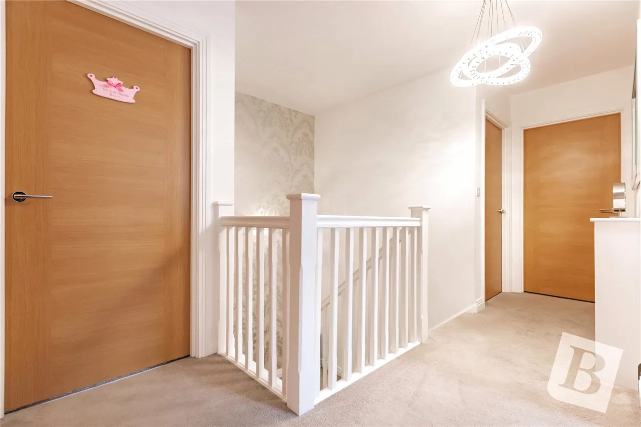 Whitefield Way, Kelvedon Hatch, CM15, photo 23