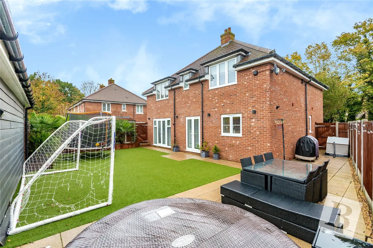 Whitefield Way, Kelvedon Hatch, CM15, photo 4