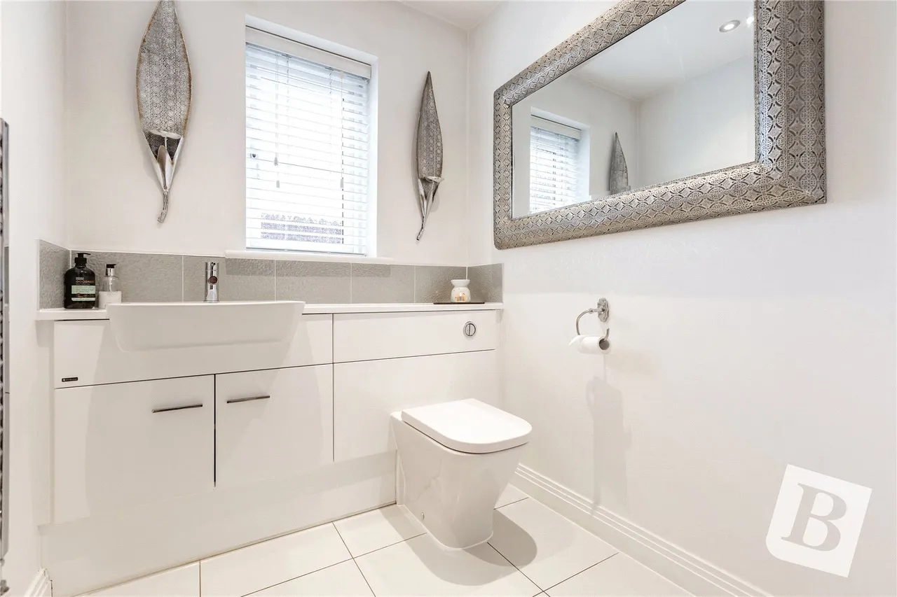 Whitefield Way, Kelvedon Hatch, CM15, photo 12
