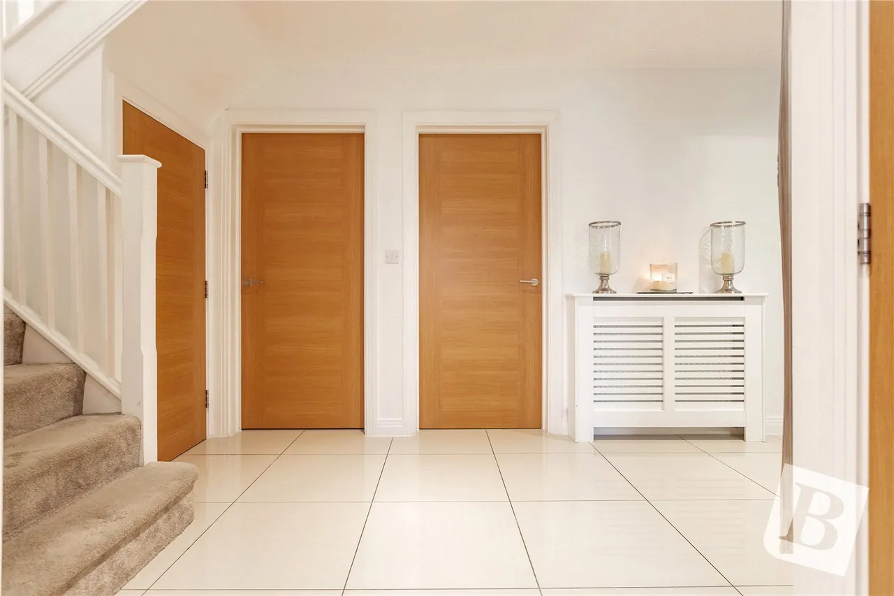 Whitefield Way, Kelvedon Hatch, CM15, photo 14
