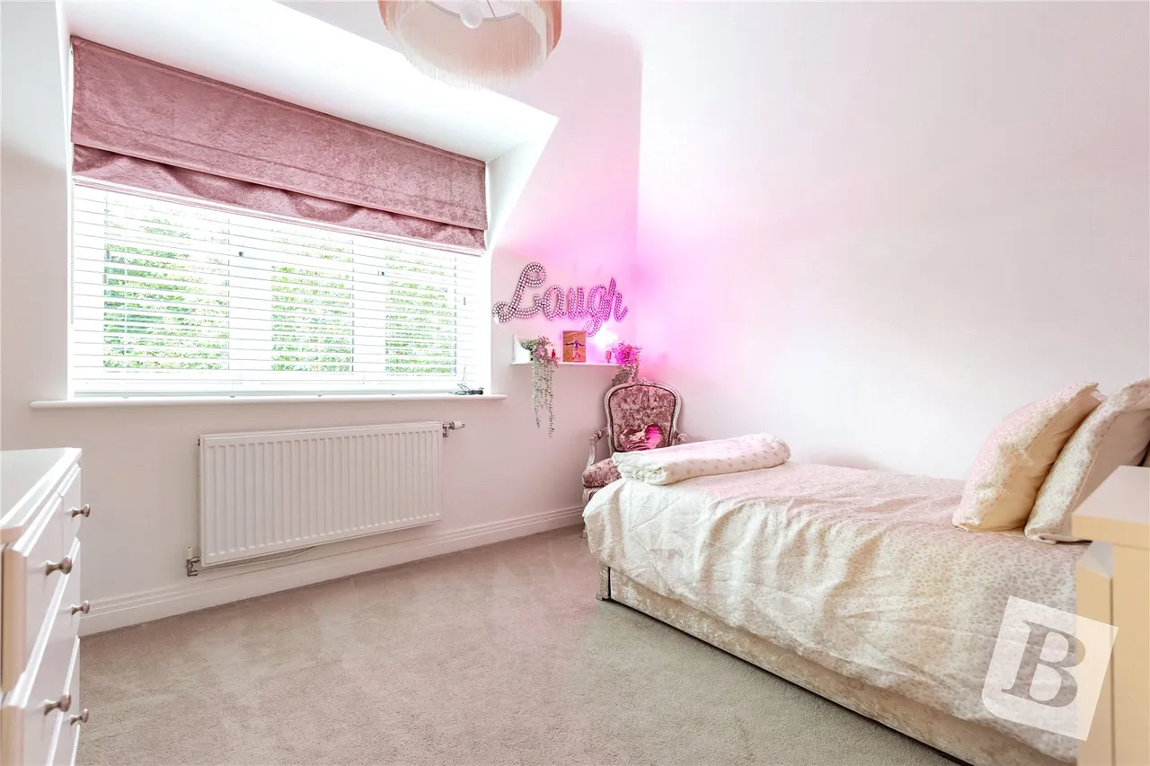Whitefield Way, Kelvedon Hatch, CM15, photo 21