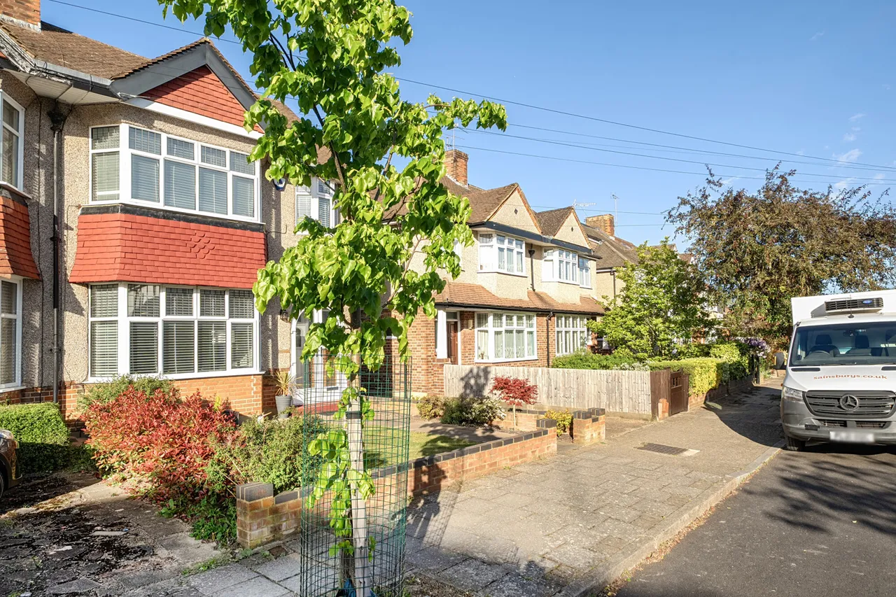 Hill Road, Pinner, HA5, photo 16