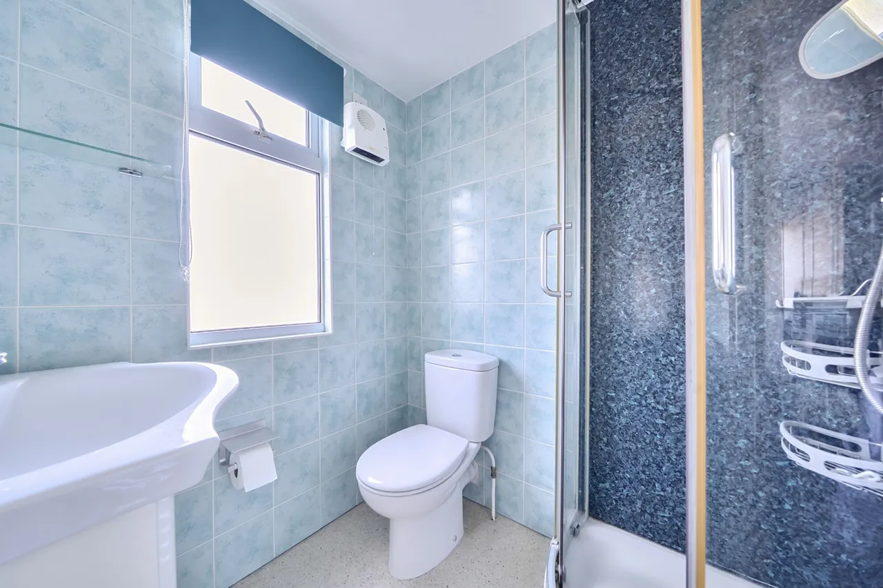 Hill Road, Pinner, HA5, photo 12