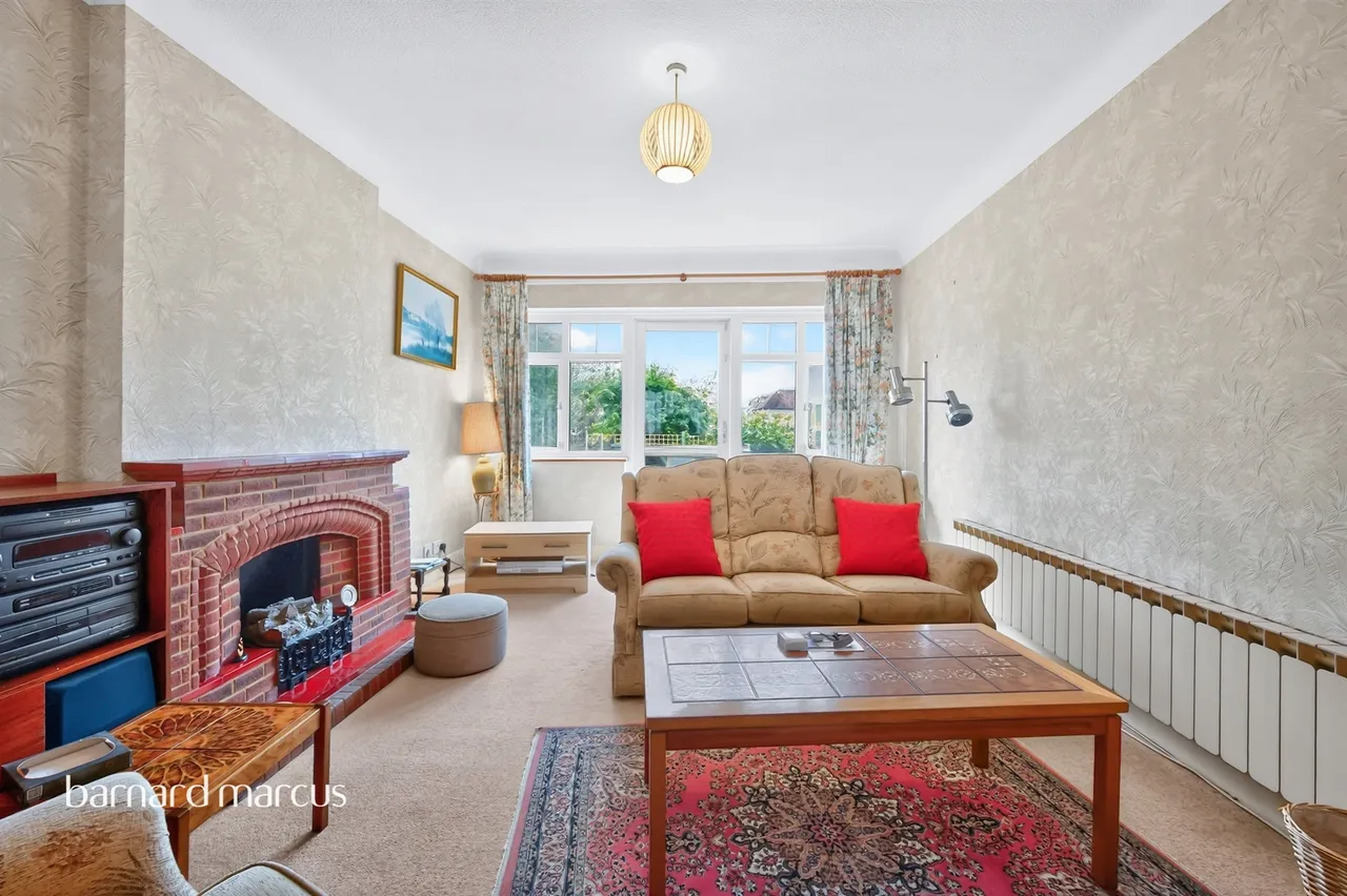 Amberwood Rise, New Malden, photo 5