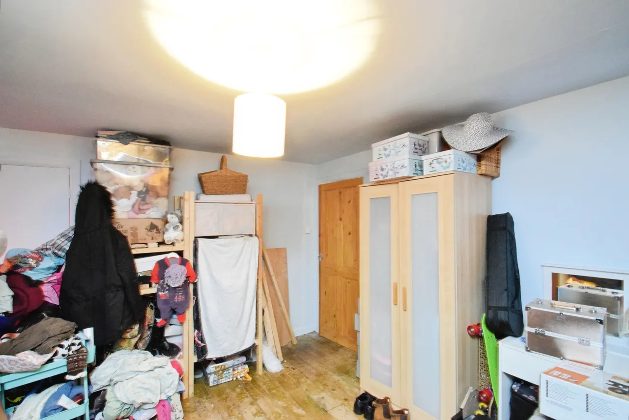 Gellideg, Swansea, SA8, photo 27