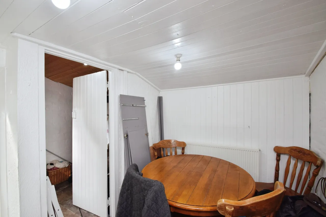 Gellideg, Swansea, SA8, photo 8