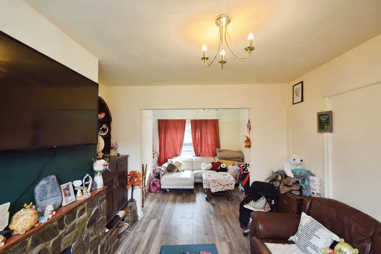 Gellideg, Swansea, SA8, photo 13