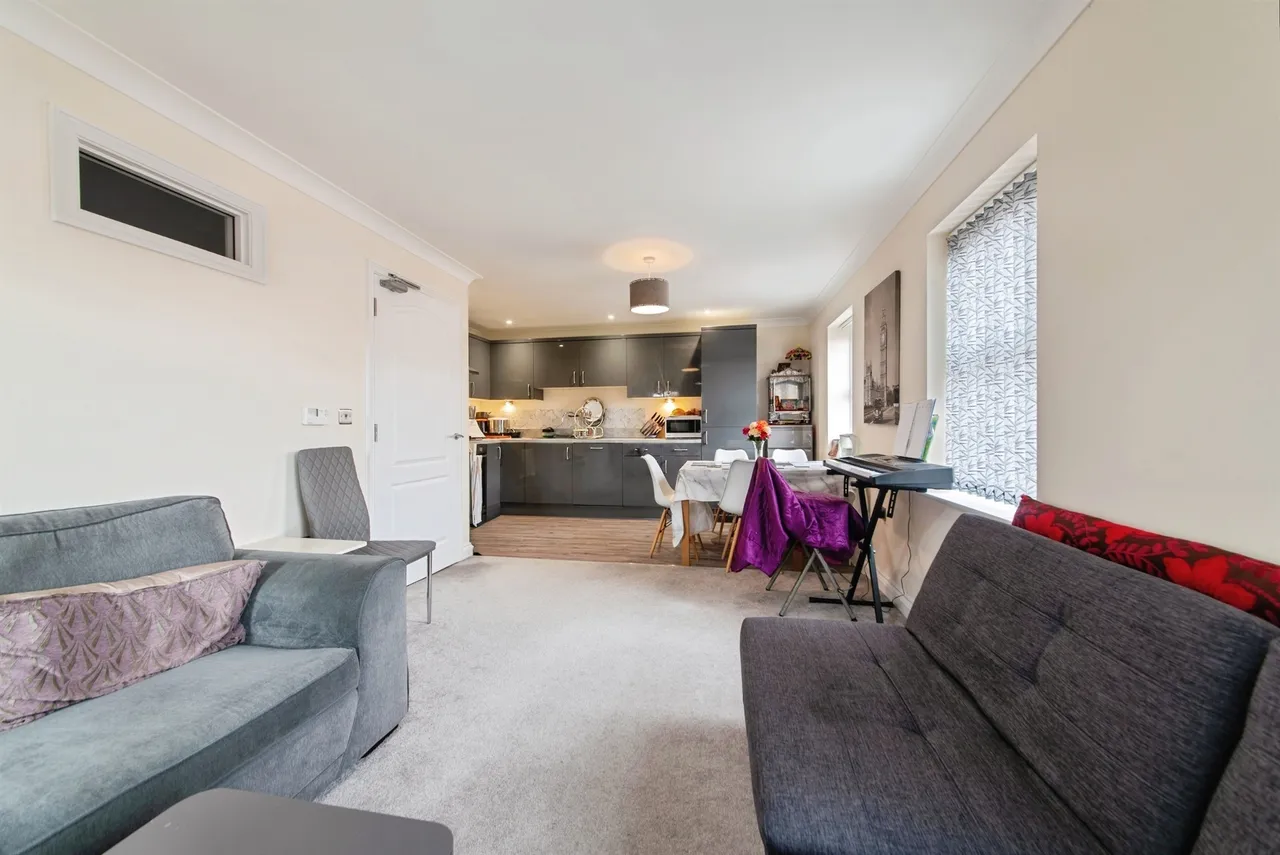 Faulkner Drive, Spalding, PE11, photo 5
