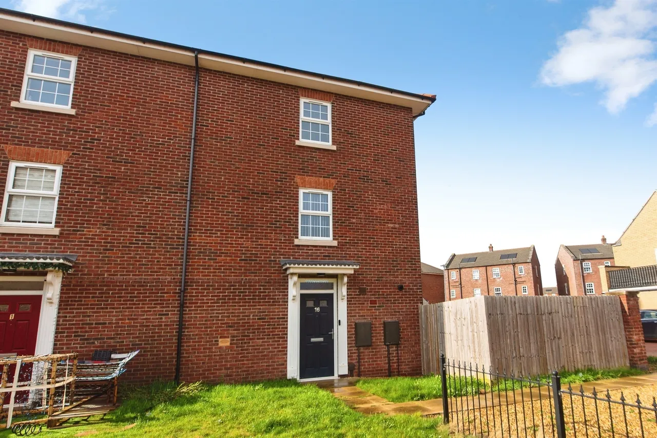 3 bed house for sale, Faulkner Drive, Spalding, PE11