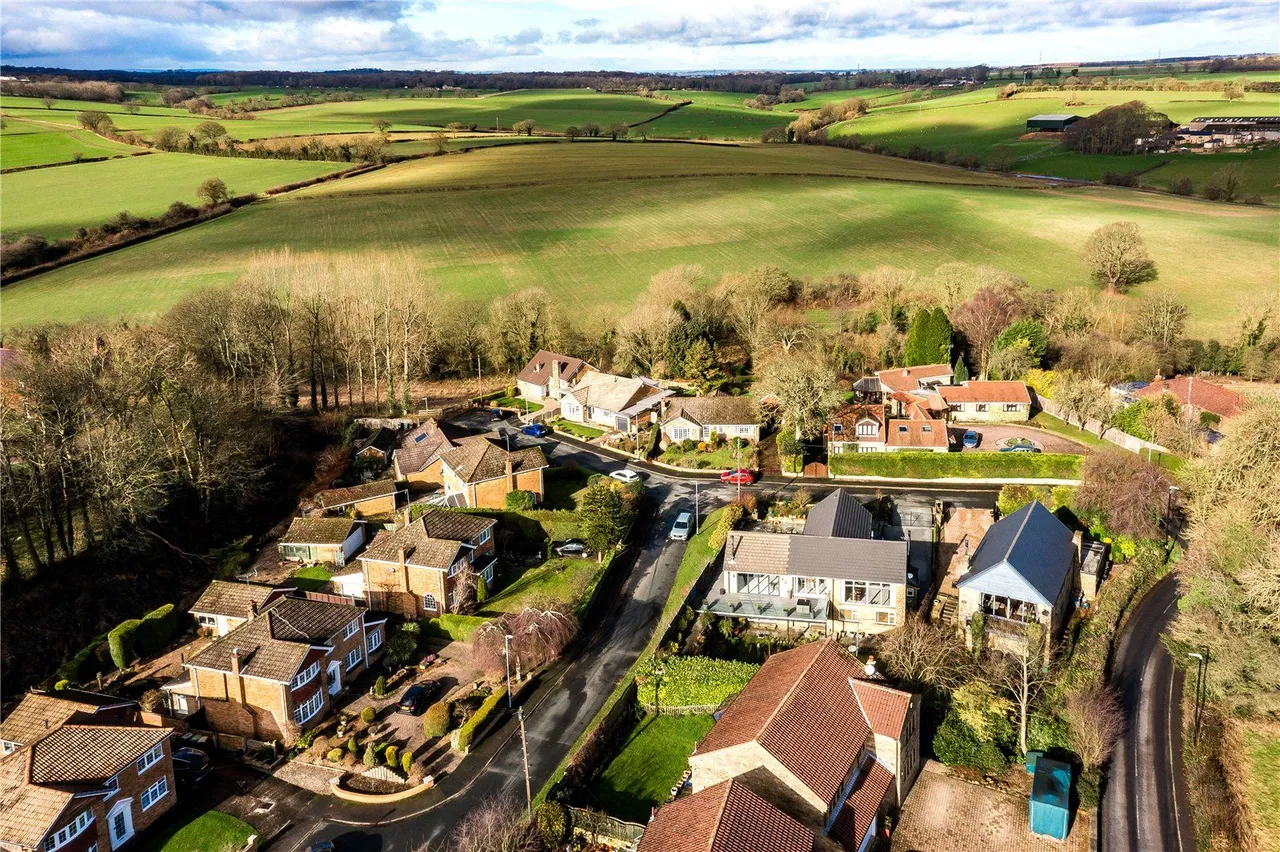 Meadow View, Barwick in Elmet, LS15, photo 22