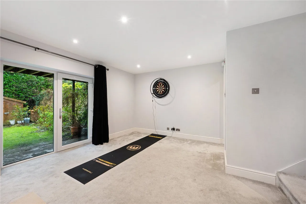 Meadow View, Barwick in Elmet, LS15, photo 7