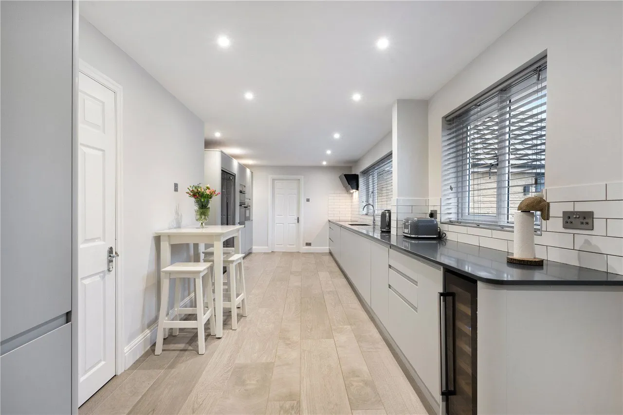 Meadow View, Barwick in Elmet, LS15, photo 2