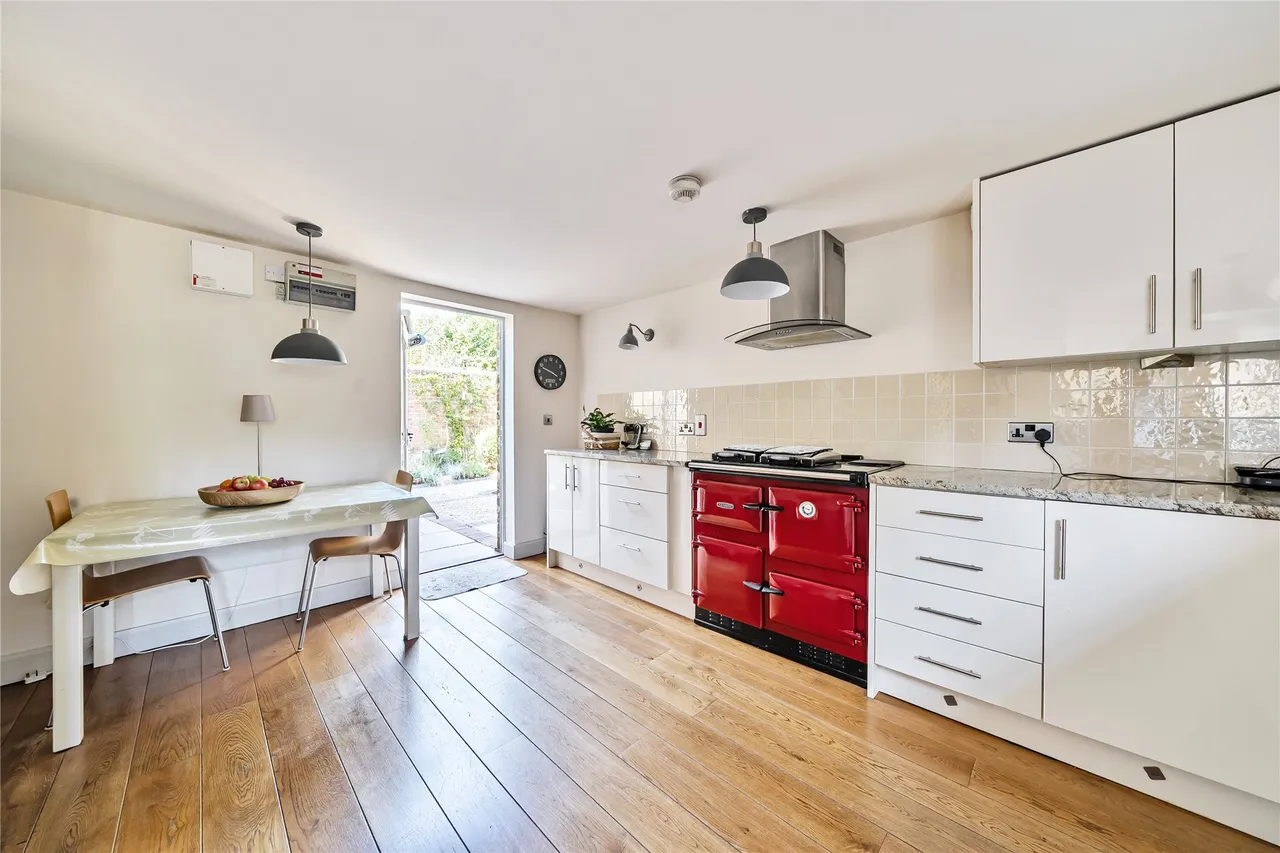 High Street, Clophill, MK45, photo 11