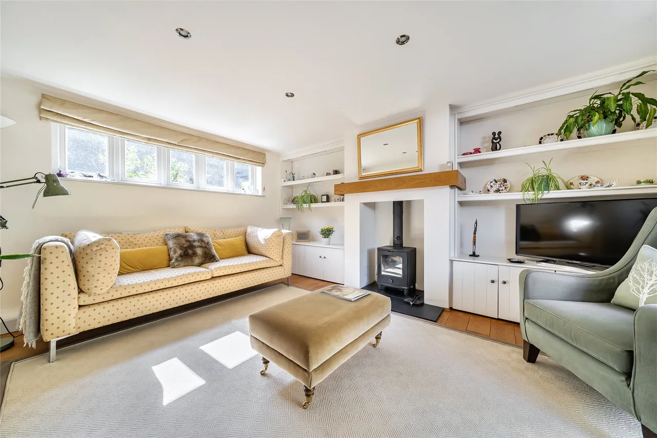 High Street, Clophill, MK45, photo 7