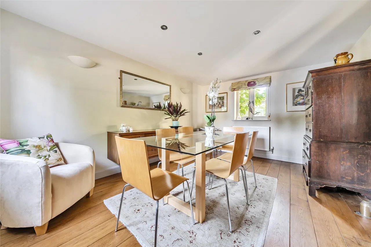 High Street, Clophill, MK45, photo 10